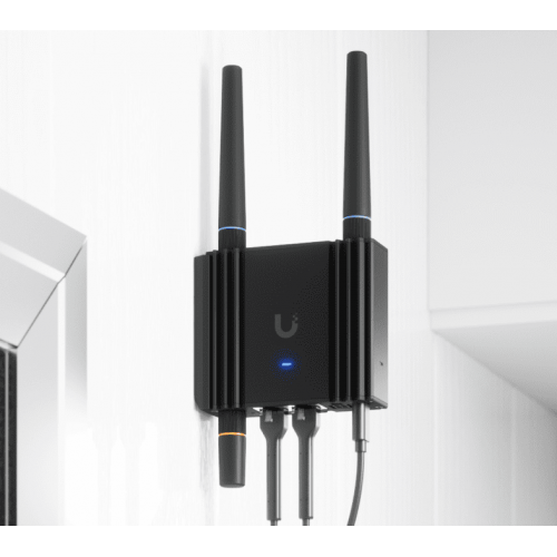 UBIQUITI Mobile Router Ultra